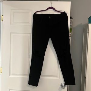 Black American Eagle Ripped Jeans